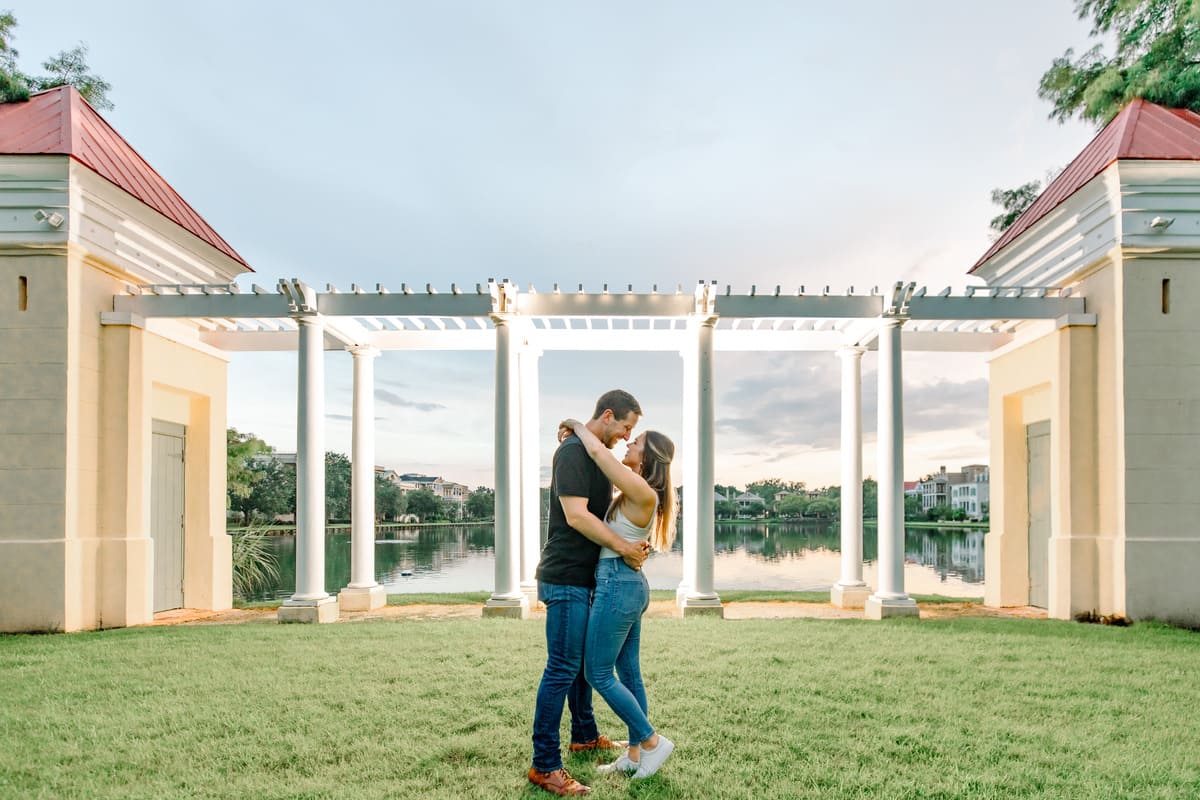 outdoor engagement photos ion charleston