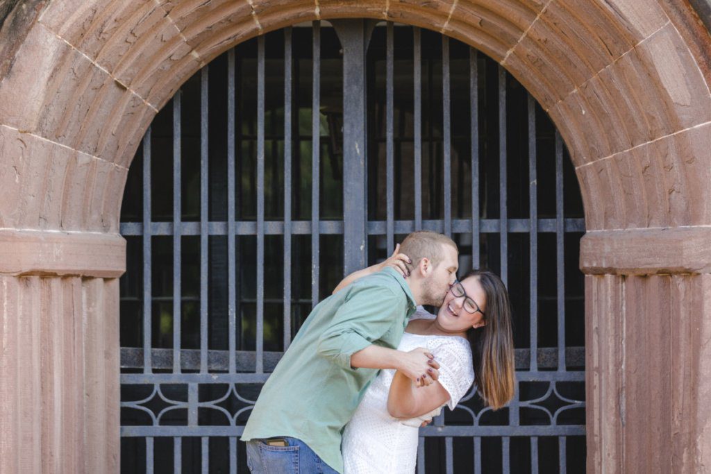 engagement session downtown