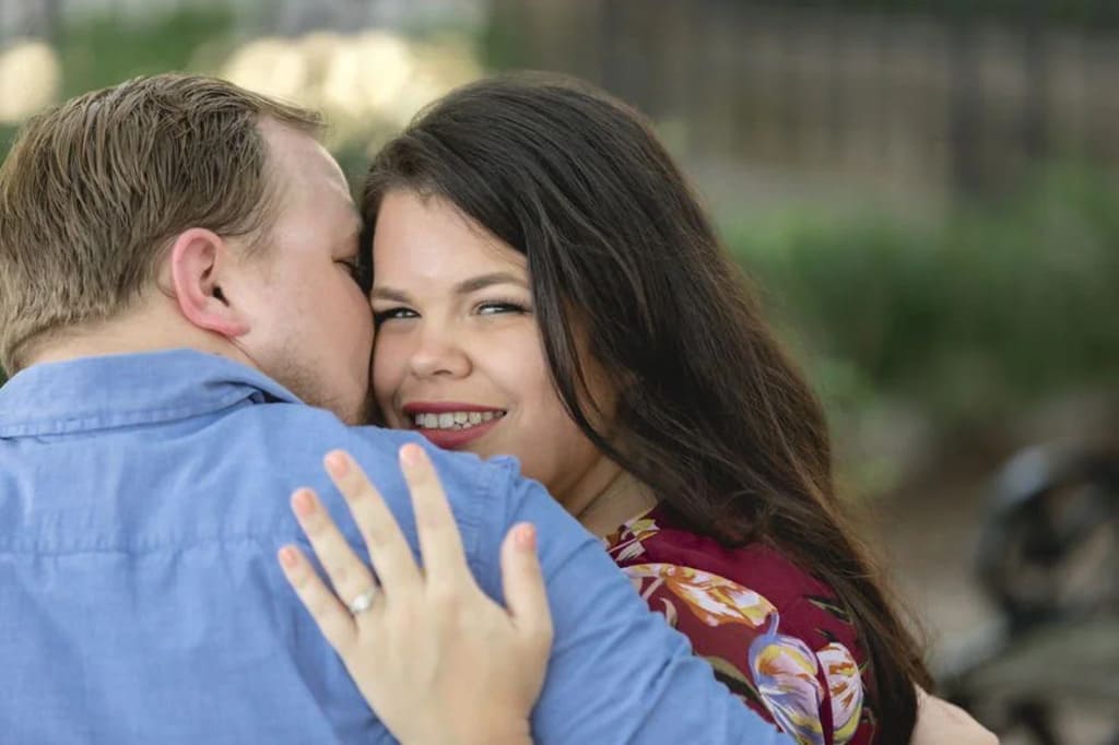 charleston couples photoshoot in waterfront park