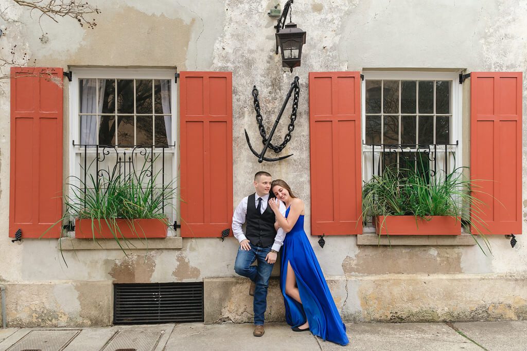 charleston engagement photographers at church street charles towne landing