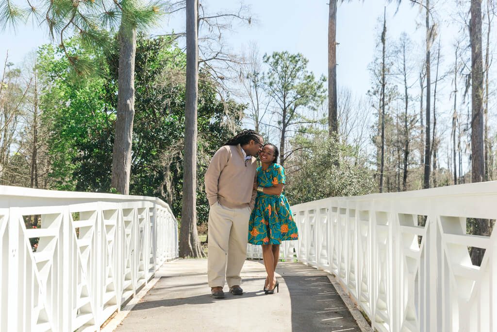 charleston engagement photographers at cypress gardens