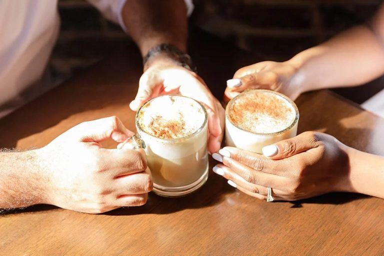 A Sweet Engagement Photoshoot at Kaminsky’s Dessert Café and Waterfront Park