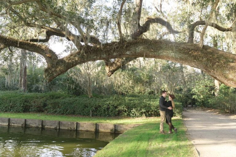 A sunset engagement photo session at Middleton Place: Alyssa and Ben
