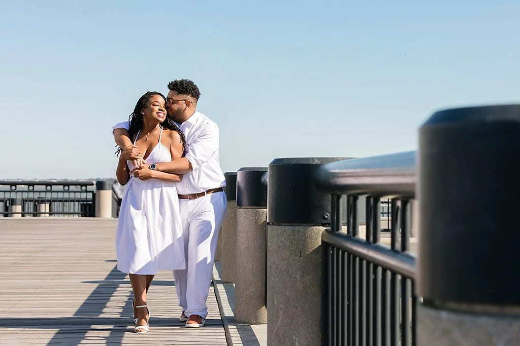 charleston couples photoshoot waterfront park