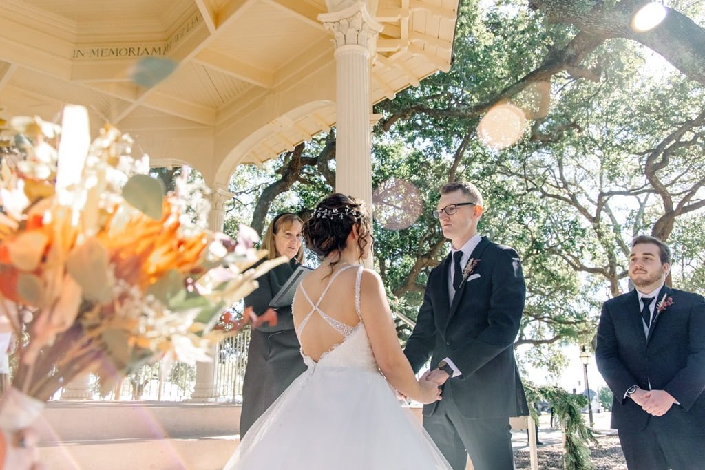beautiful Charleston elopement photographed by Charleston Photo Art