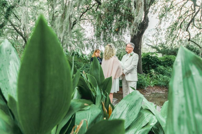 Hampton Park Elopement Ideas – Romantic Charleston Wedding Settings