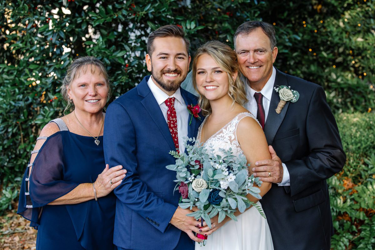 professional wedding photographer at Summerville Country Club