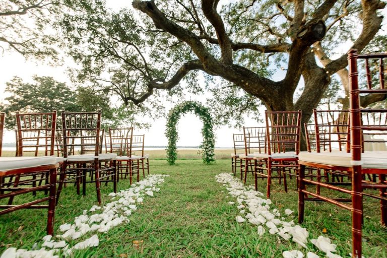 A Wedding Photographer’s Guide: Designing a Picture-Perfect Timeline for Your Big Day in Charleston, SC