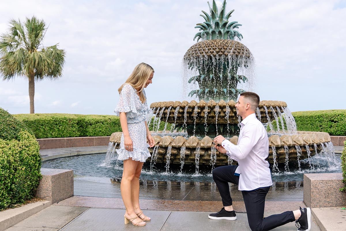Charleston secret proposal at Pineapple Fountain