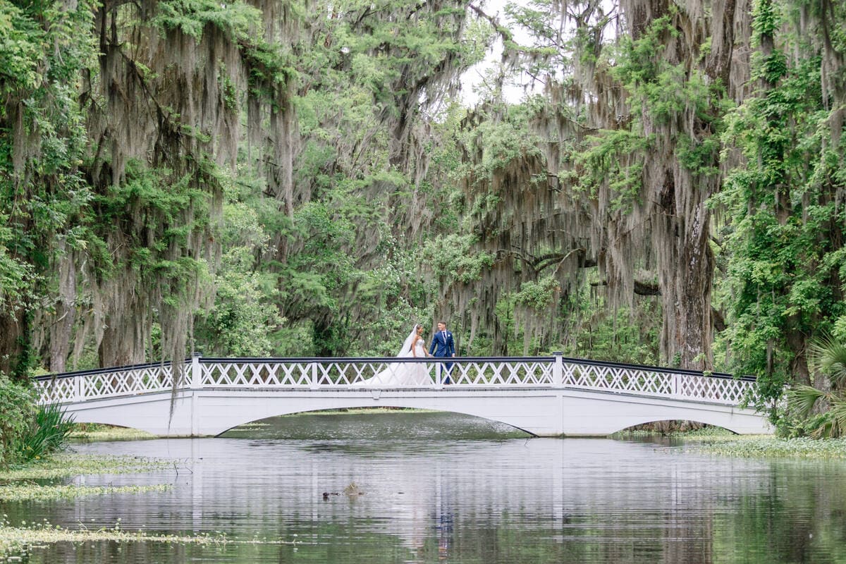 magnolia plantation couple portraits