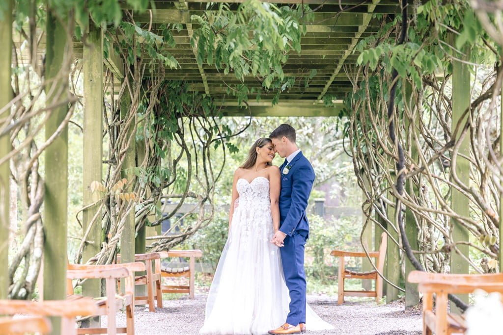 wedding photographer at Magnolia Plantation and Gardens