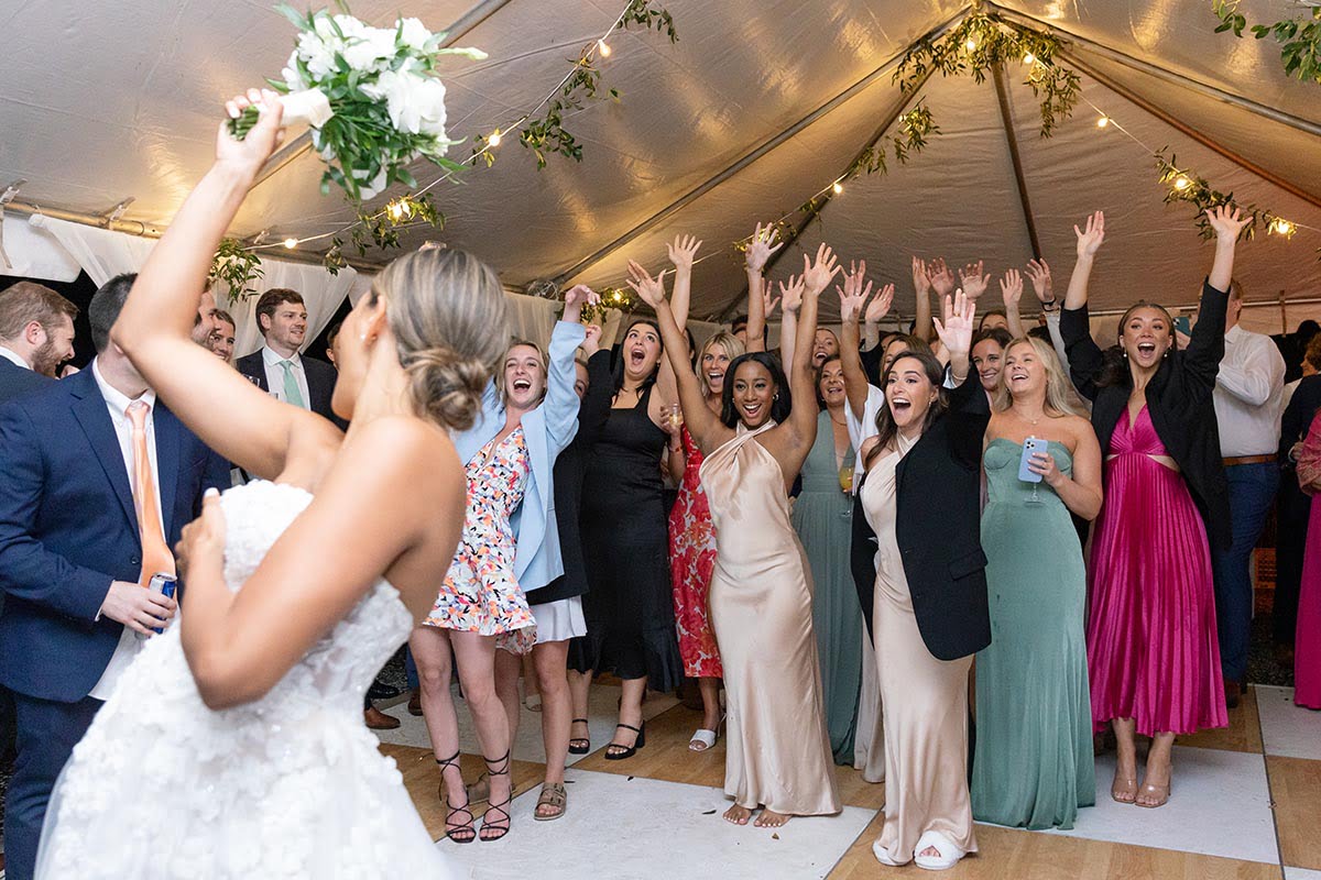 Charleston Wedding Photographer Bouquet toss