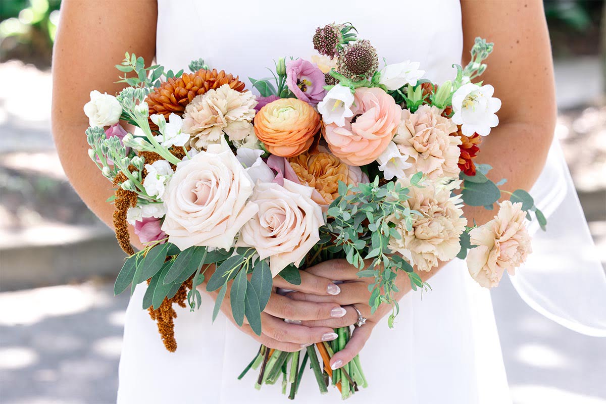 Charleston Wedding Photographer Bride with bouquet close up