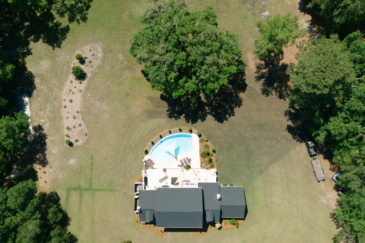 Pine creek wedding venue house top view