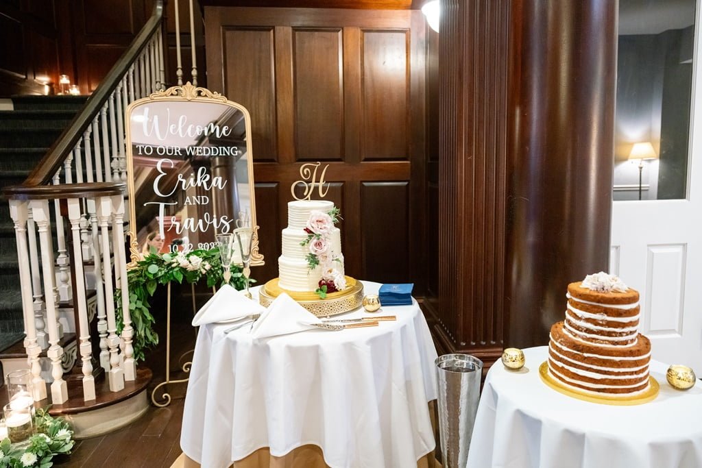 Dunes West wedding reception cake