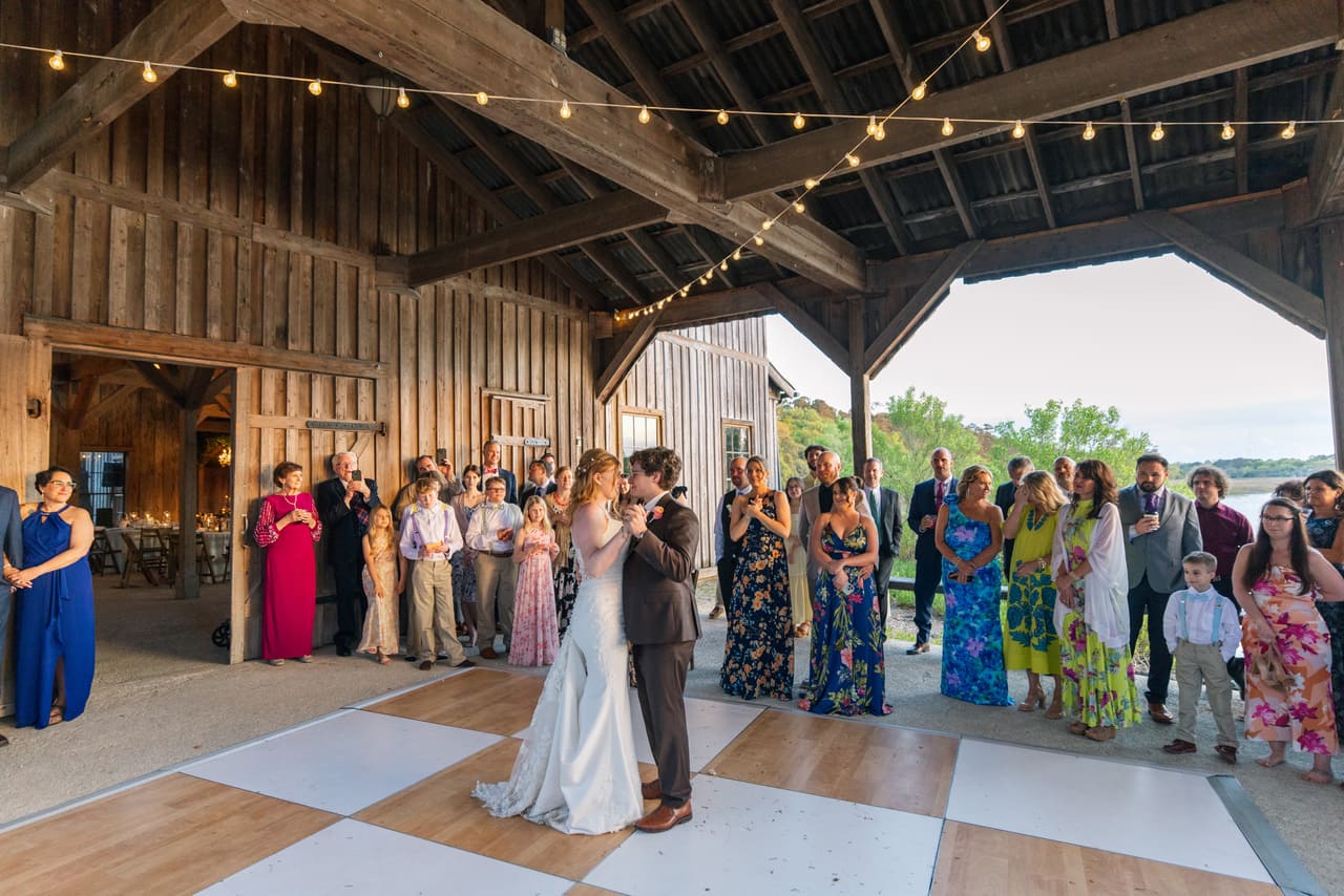charleston wedding reception newlyweds dancing lovely