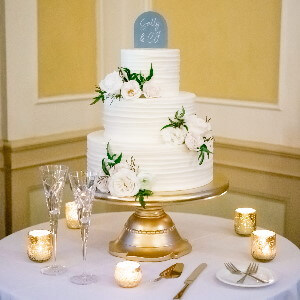 charleston-sc-wedding-photographers-wedding-cake