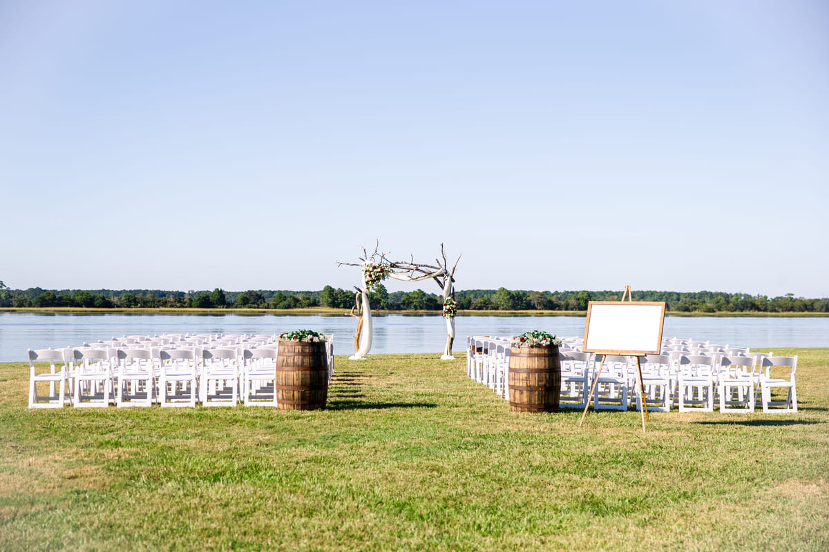 Island House wedding venue decoration