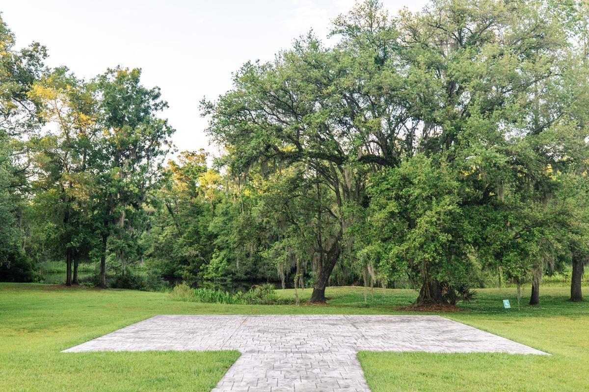 Lovegrove estate wedding venue ceremony spot