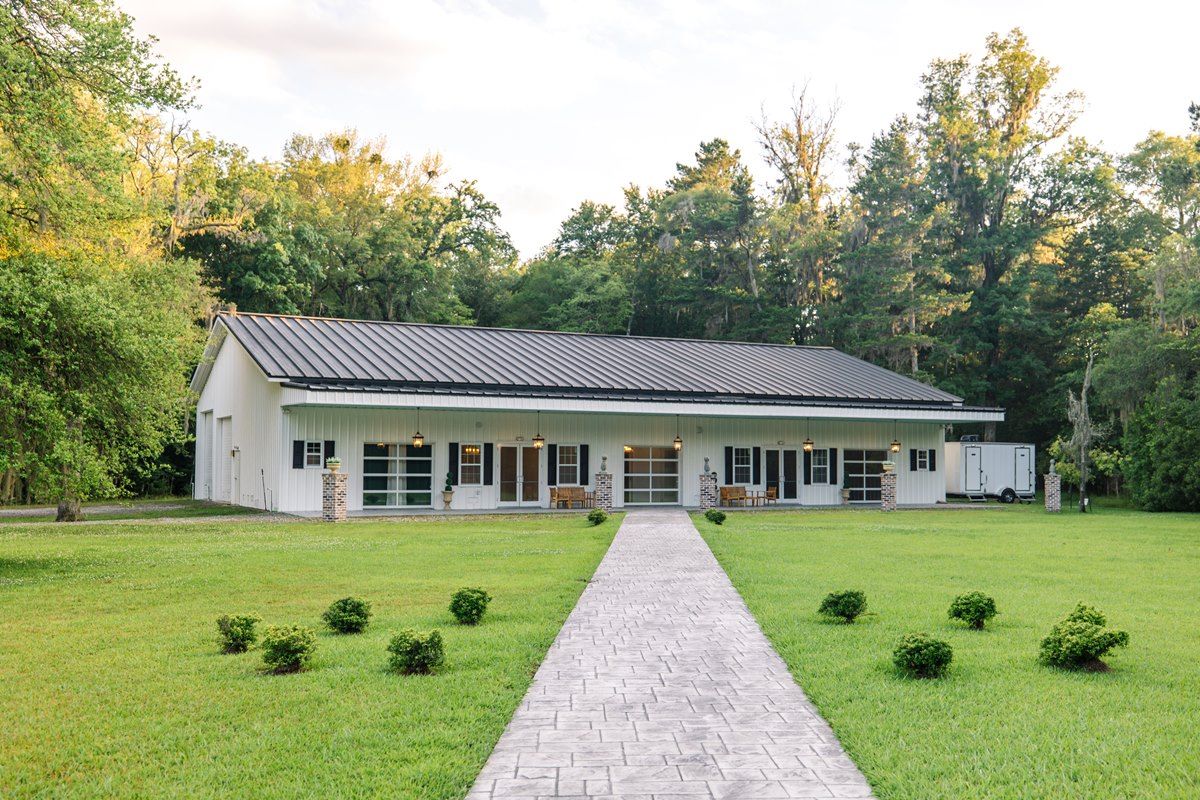 Lovegrove estate wedding venue path