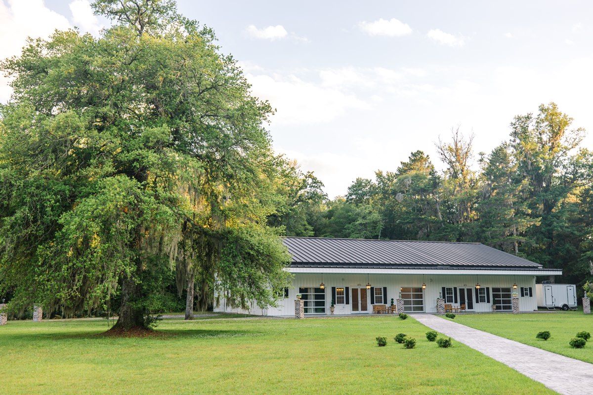 Lovegrove estate wedding venue sideview