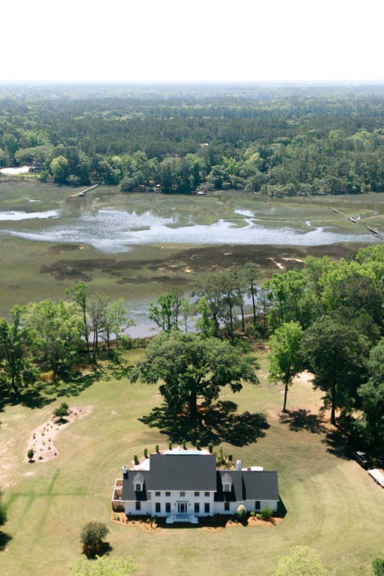 Pine Creek Place Wedding Venue Photos: A Guide from Charleston Photographers
