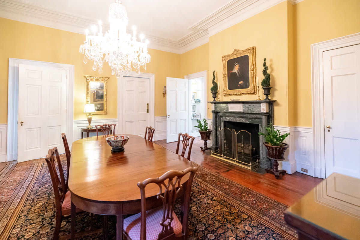 Governor Thomas Bennett House wedding venue dining room