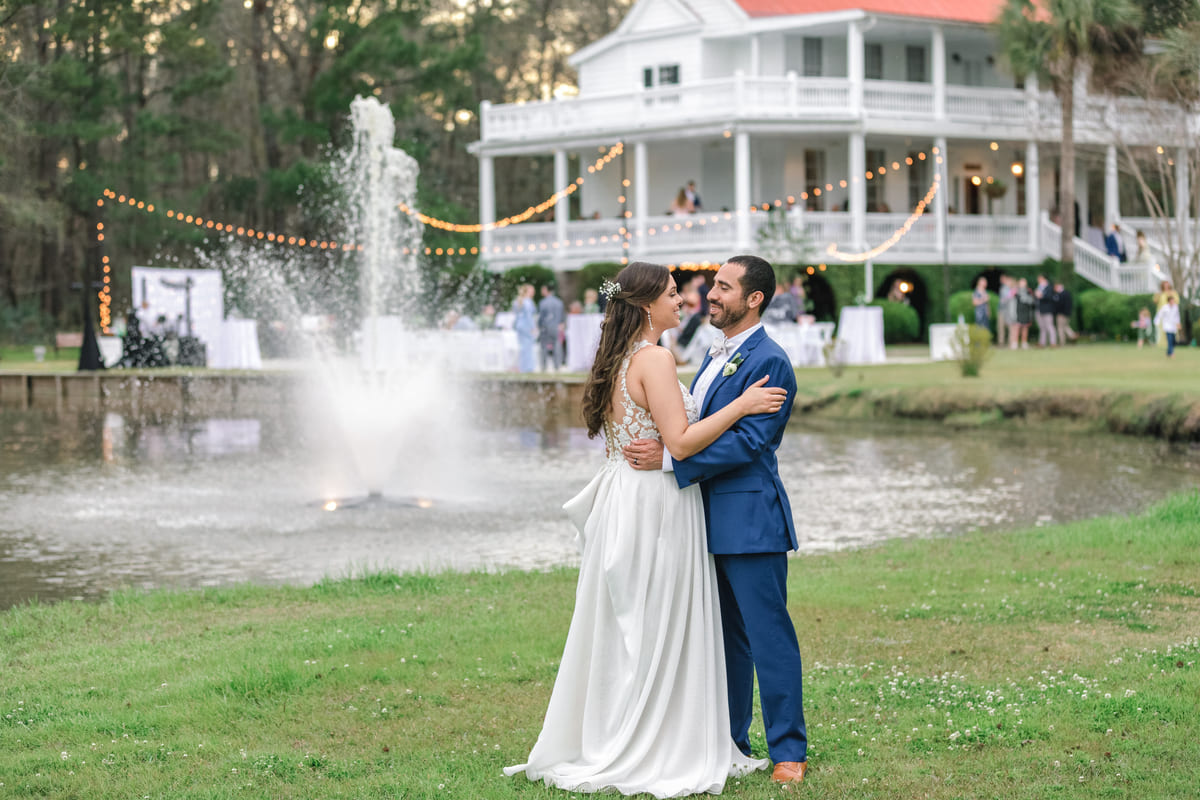 Old Wide Awake Plantation wedding venue fountain