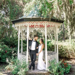 Elopement Couple Photography by Charleston SC Wedding Photographers