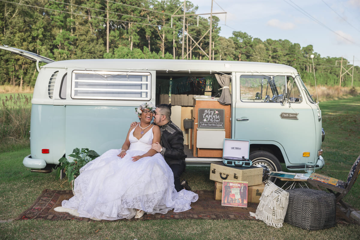 the Lake House at Bulow wedding venue by the van