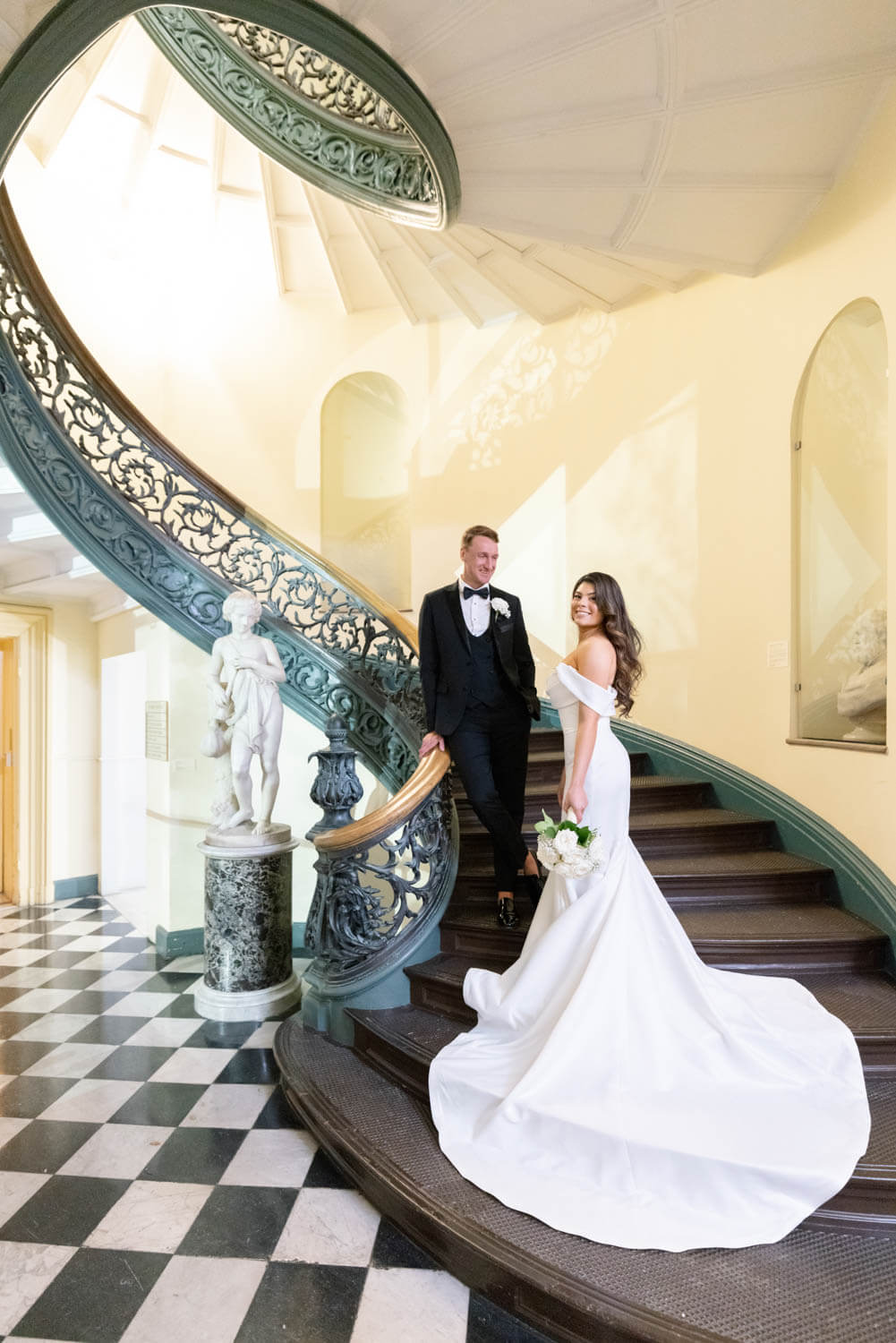 charleston-wedding-photographers-downtown-4