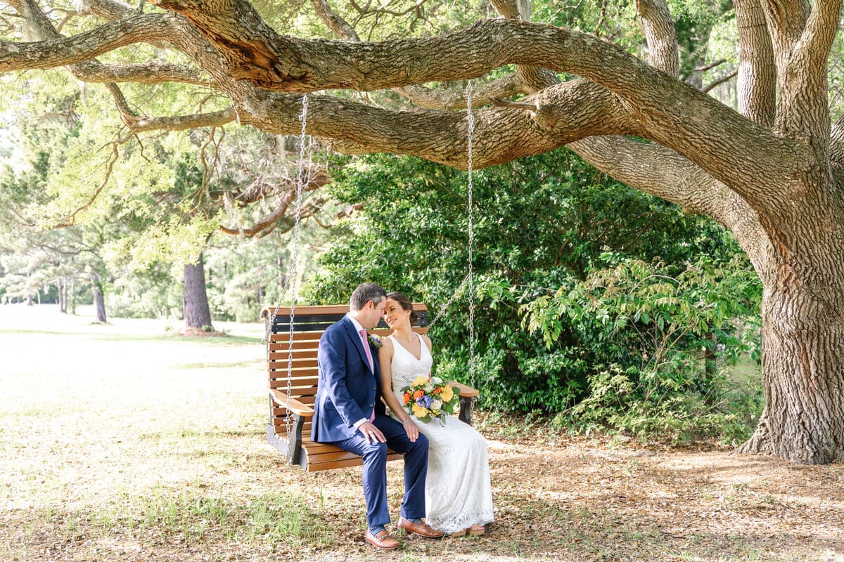 a whitehouse wedding charming couple