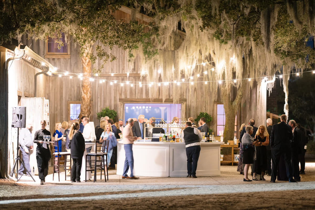 boone hall wedding cake display charleston photography