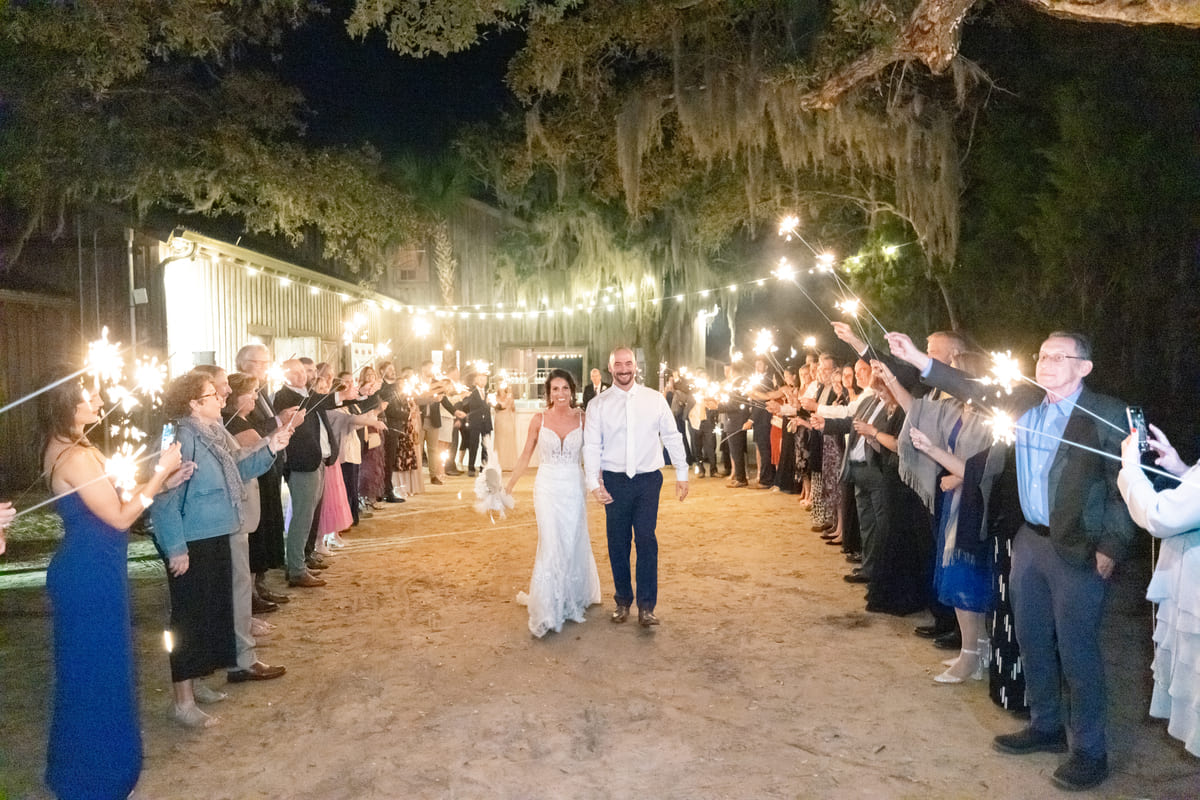 cake cutting wedding boone hall charleston photographer