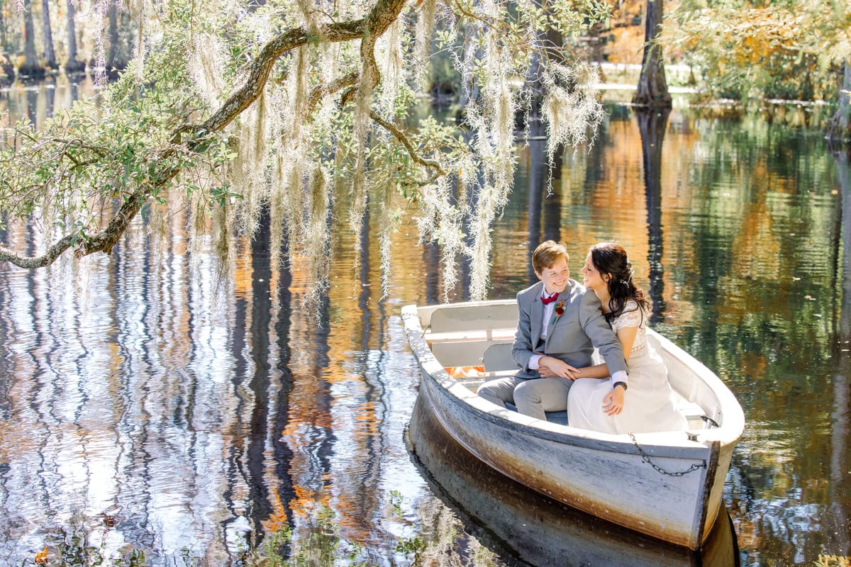 charleston elopement lush garden backdrop