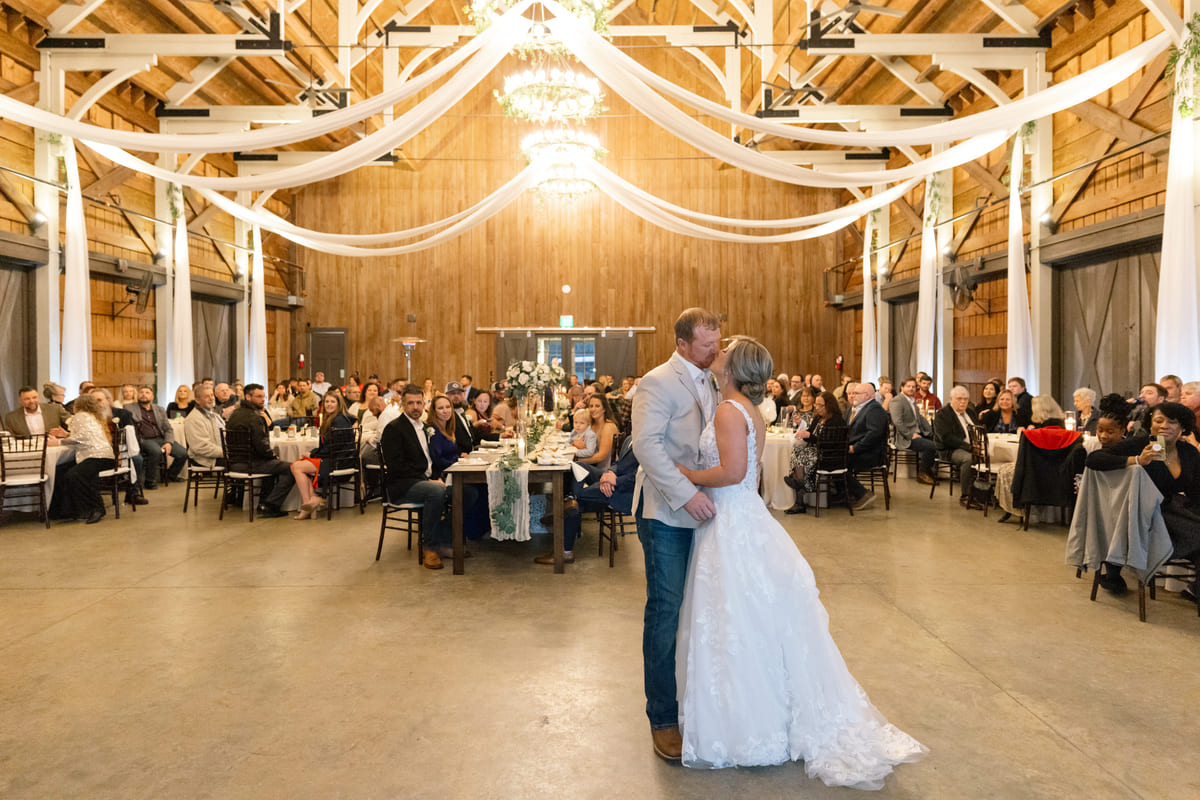 eden gracefield barn charleston photographer