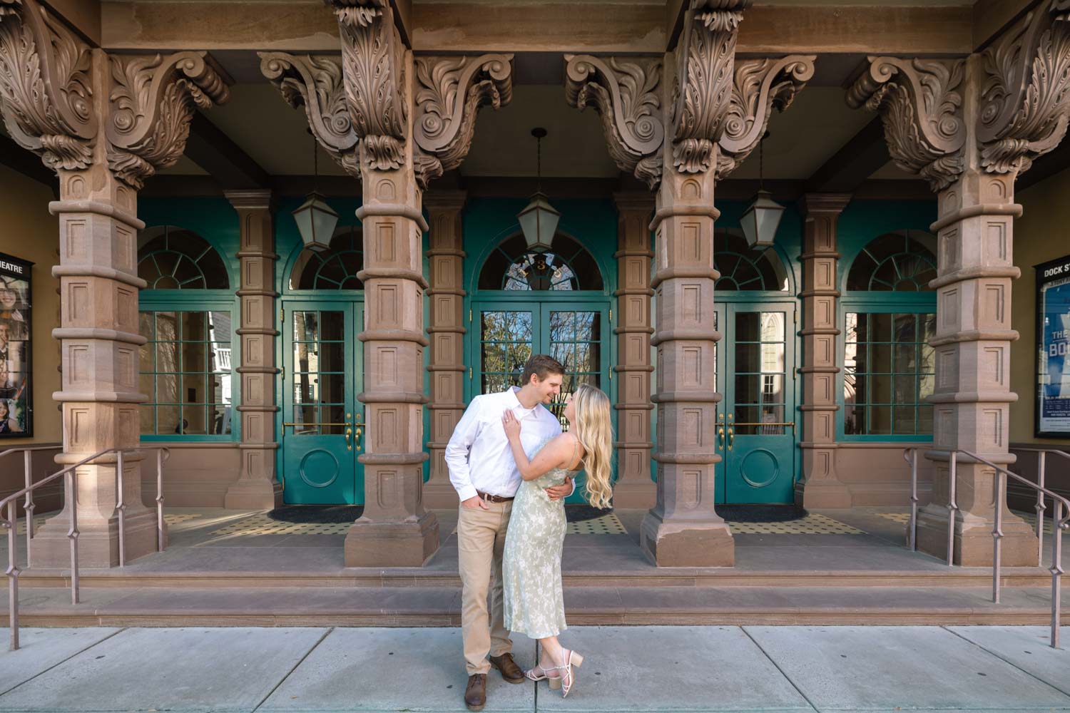 charleston photo session Waterfront Park Dock Street Theatre