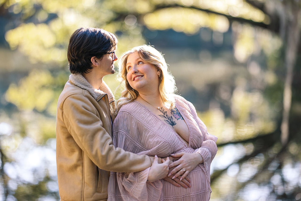 professional photographer maternity photo session at Charles Towne Landing