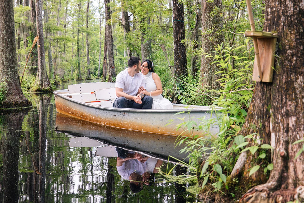 professional photographer maternity photo session at Cypress Garden