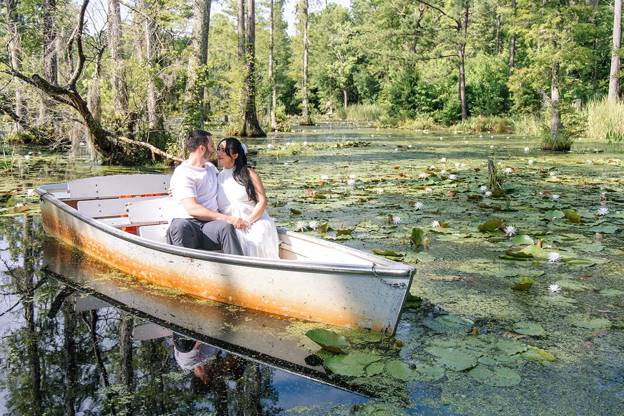 professional photographer maternity photo session at Cypress Garden