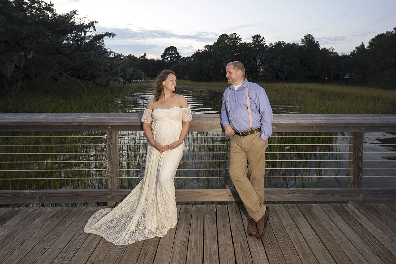 professional photographer maternity photo session at Daniel island