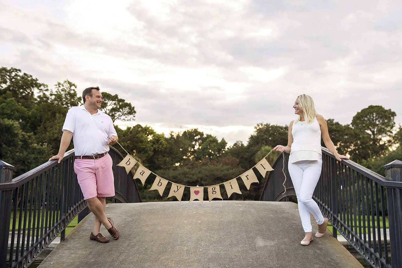 professional photographer maternity photo session at Hampton Park