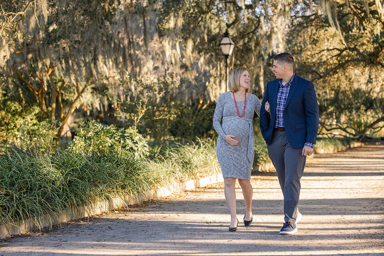 professional photographer maternity photo session at Hampton Park