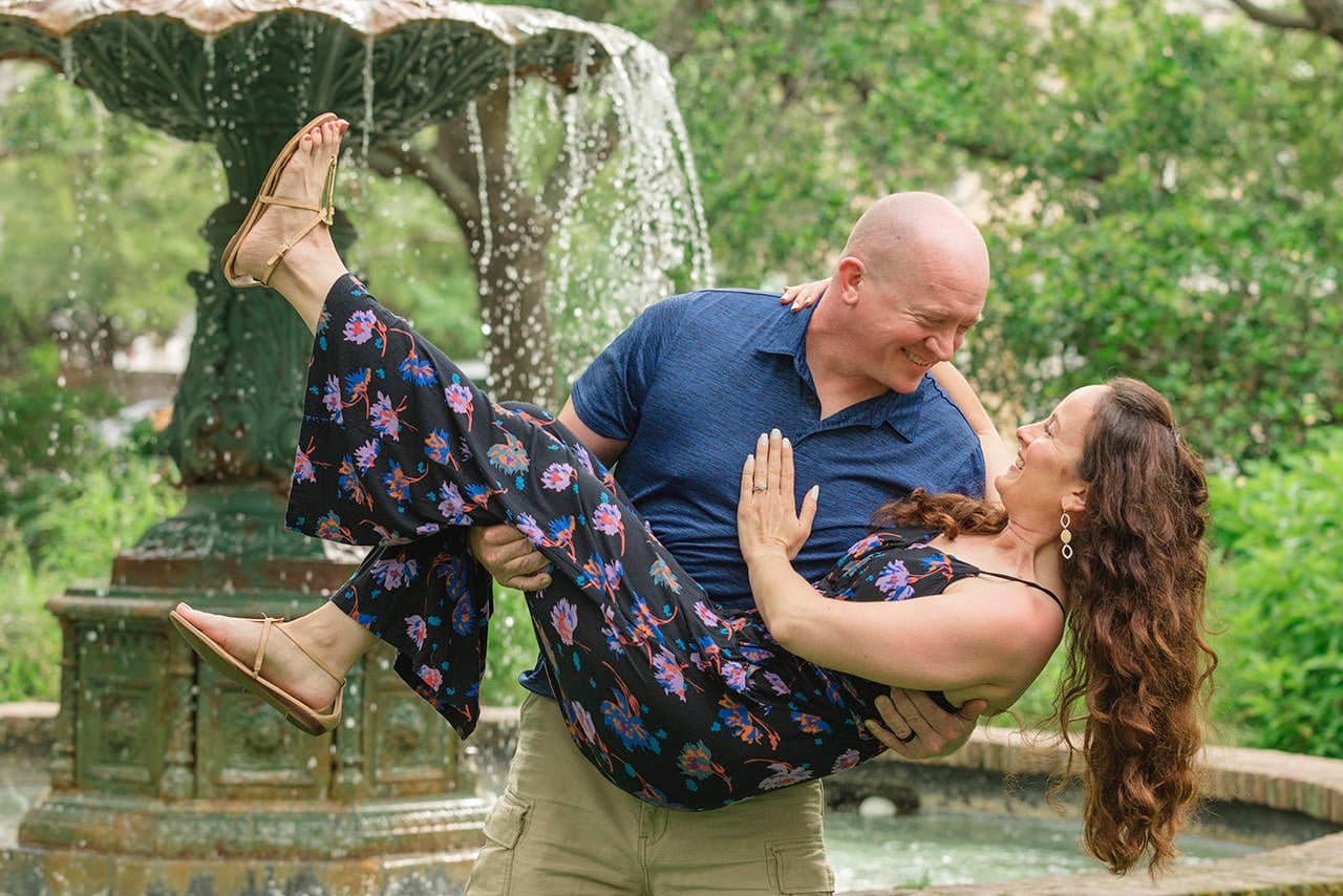 charleston anniversary photo session at Chapel Street Fountain Park