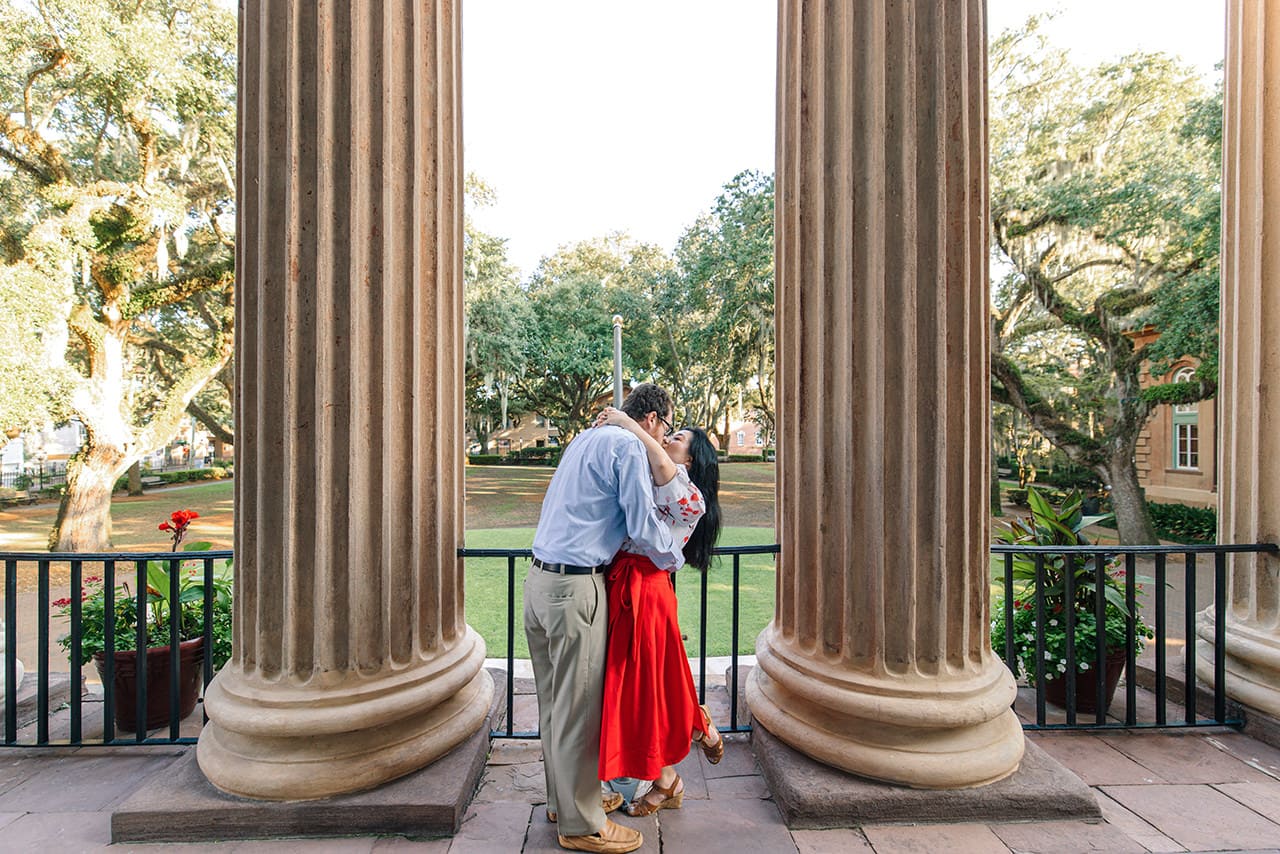 charleston anniversary photo session at College of Charleston