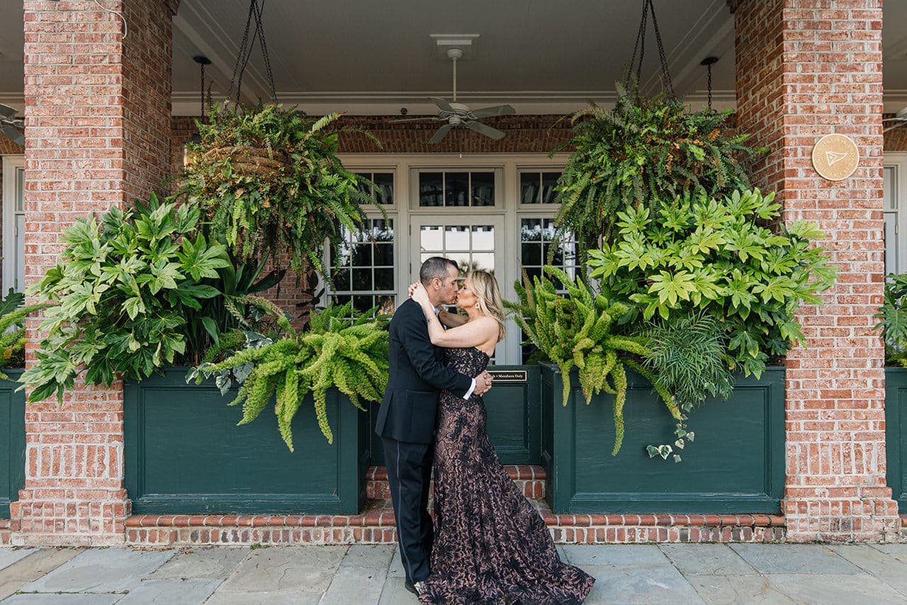 charleston anniversary photo session at Daniel island