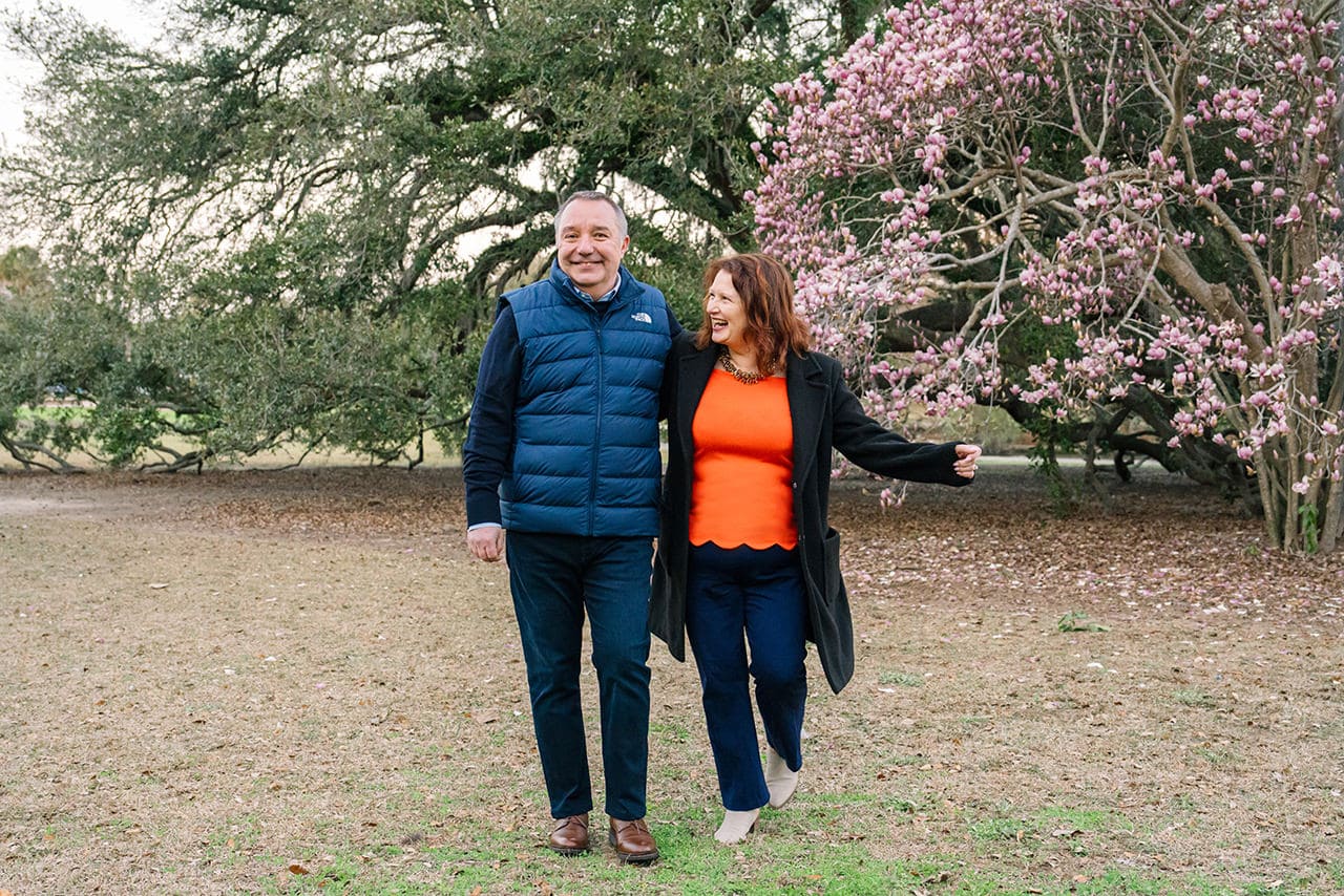 charleston anniversary photo session at Hampton Park