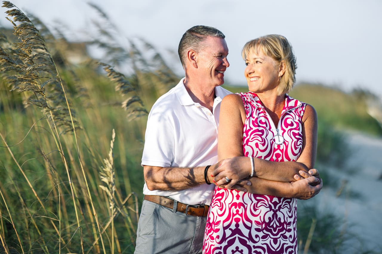 charleston anniversary photo session at Isle of palms