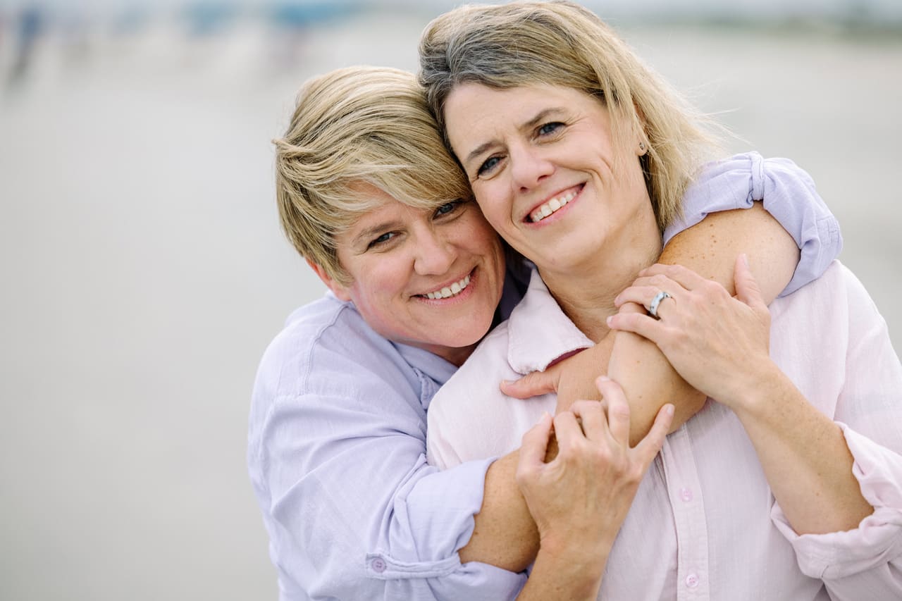 charleston anniversary photo session at Isle of palms