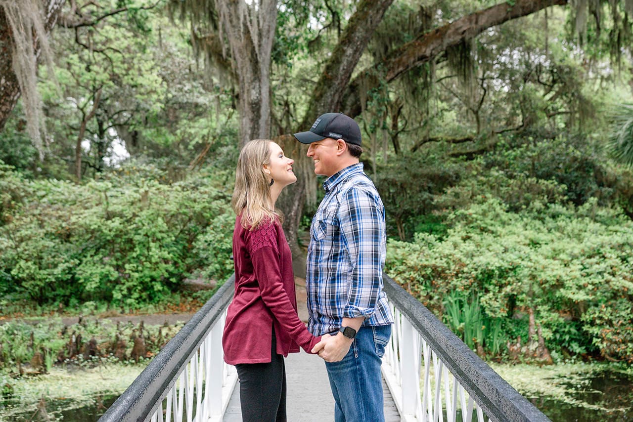 charleston anniversary photo session at Magnolia Plantation